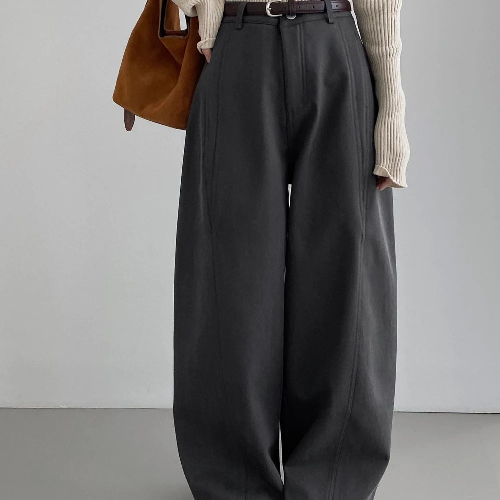 Pleated Relaxed Wide-Leg Pants