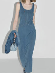 Sleeveless Scoop-Neck Dress