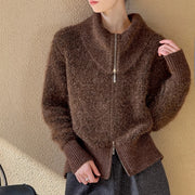 Wide-Collar Zip-Up Cardigan