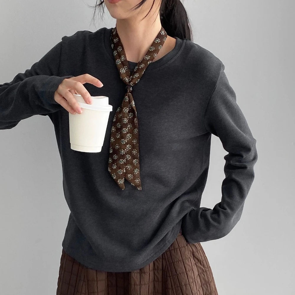 Round-Neck Long-Sleeve Top