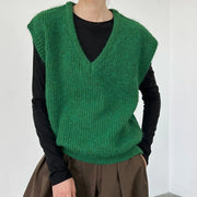 Relaxed V-Neck Sweater Vest