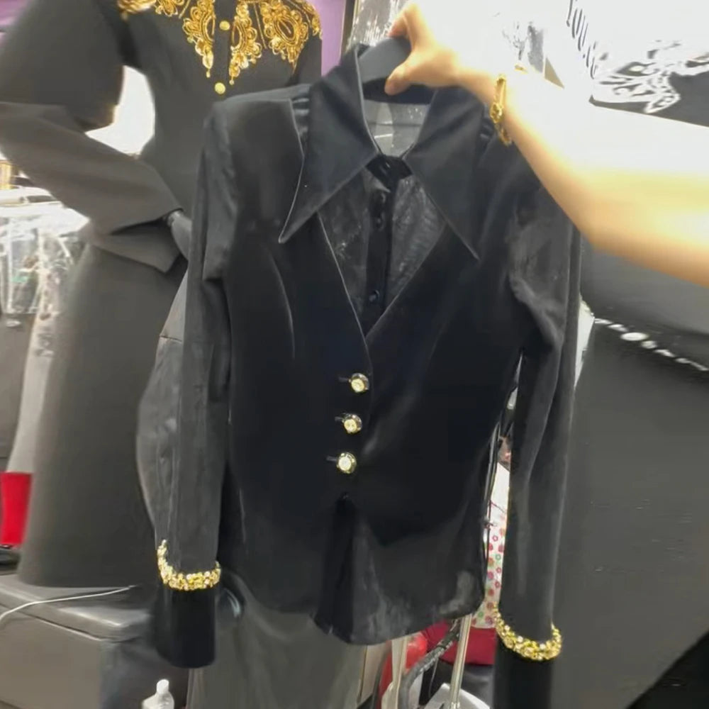 Pointed-Collar Fitted Shirt