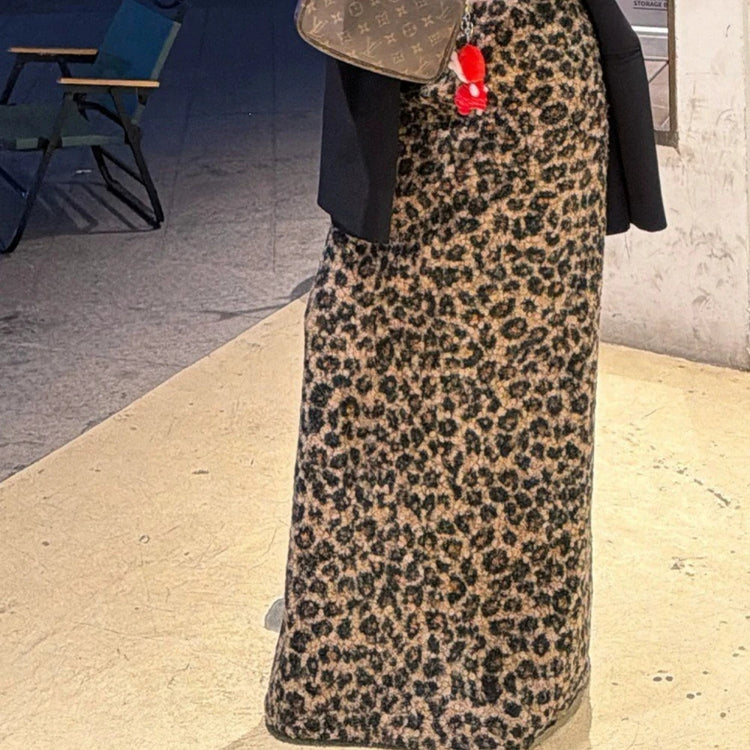 Leopard-Print Long Skirt
