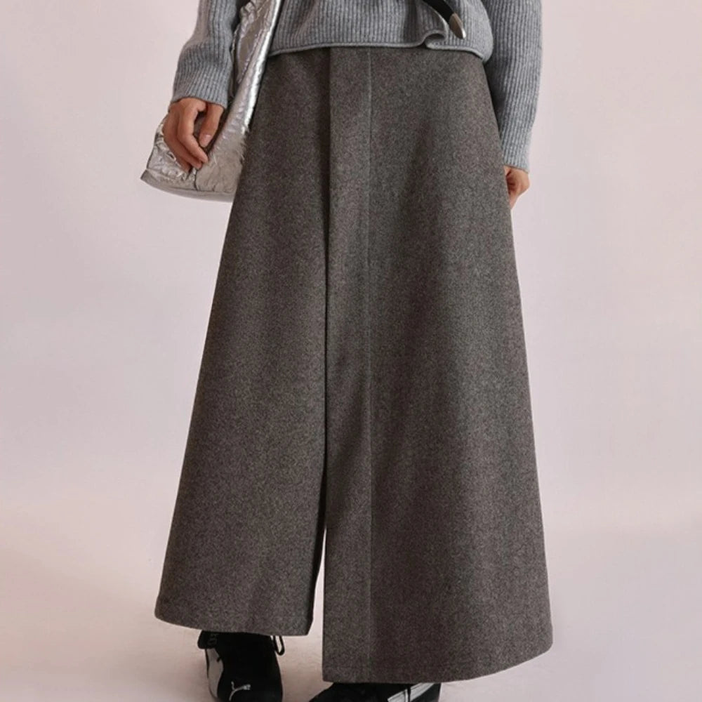 Wide-Leg Cropped Pants