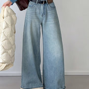 Relaxed Wide-Leg Jeans